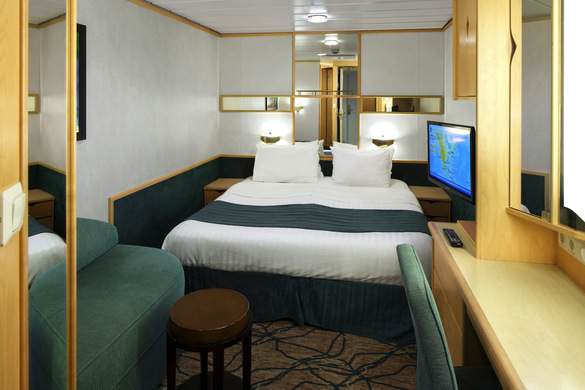 RCI, Grandeur of the Seas, Interior.jpg